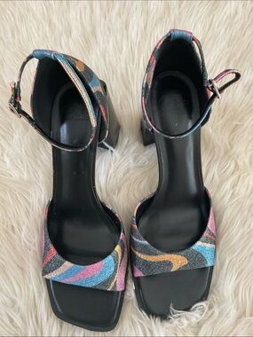 Gianni Bini Women's Role Model Glitter Open Toe Mod Swirl Block Heels Size 9.5